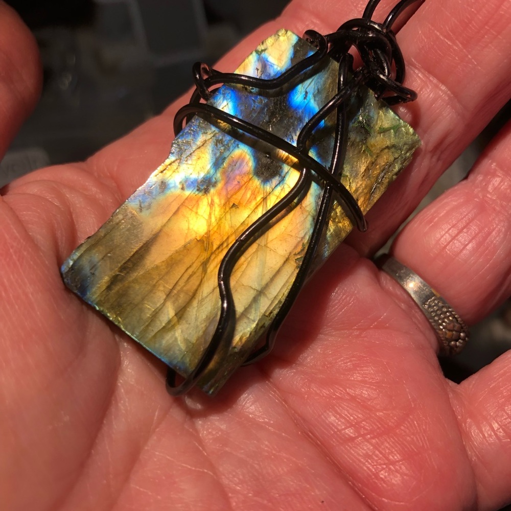 “Golden Delight” Labradorite Necklace